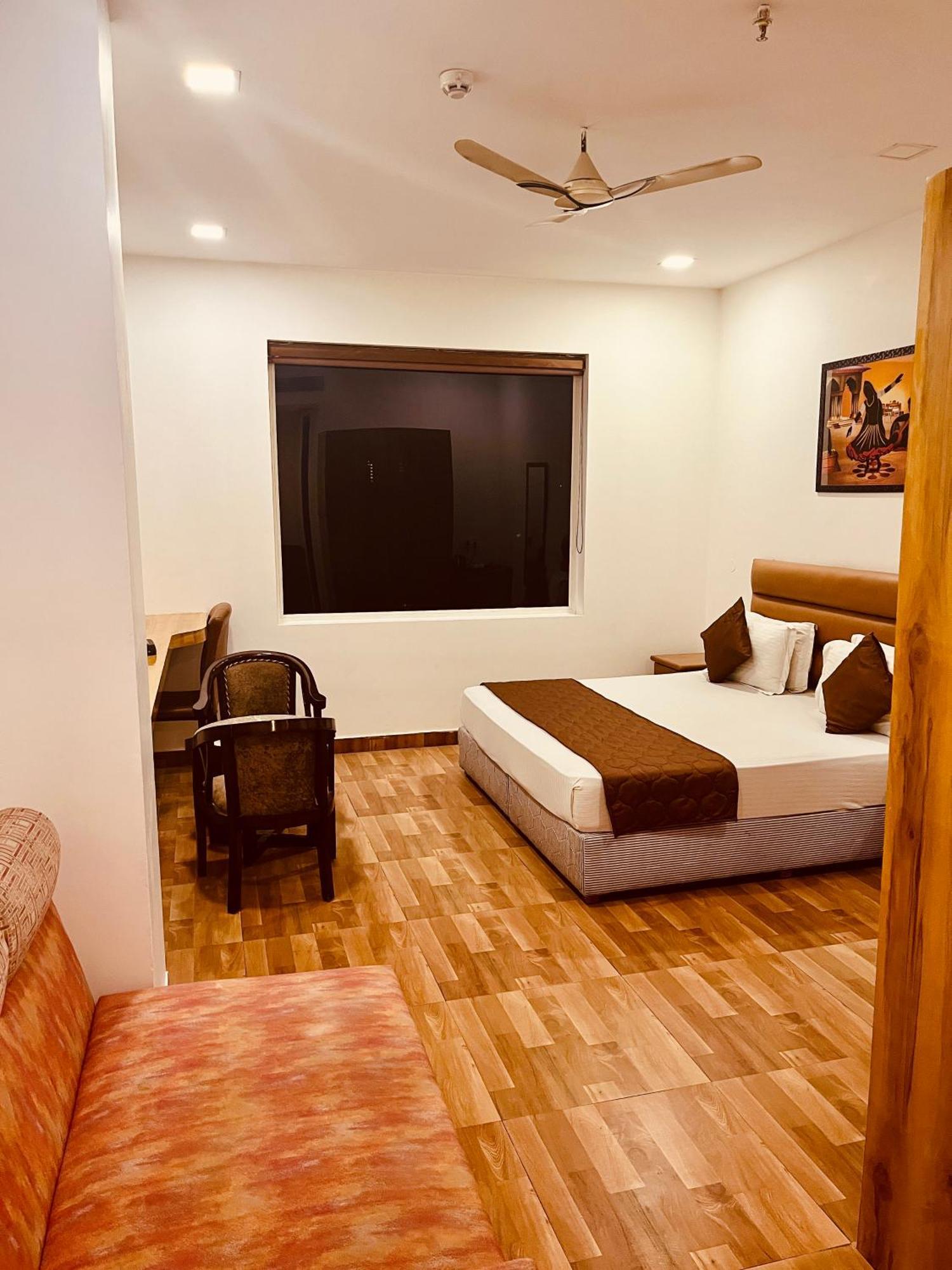 Amora Rooms Dwarka New Delhi Ngoại thất bức ảnh