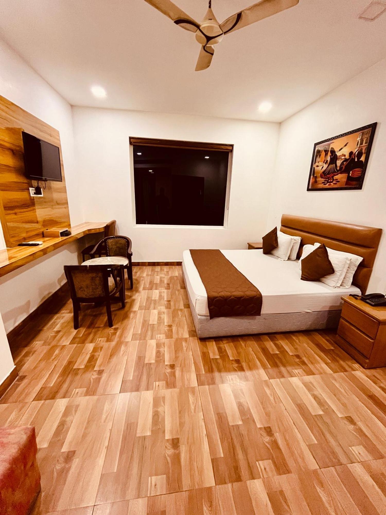 Amora Rooms Dwarka New Delhi Ngoại thất bức ảnh