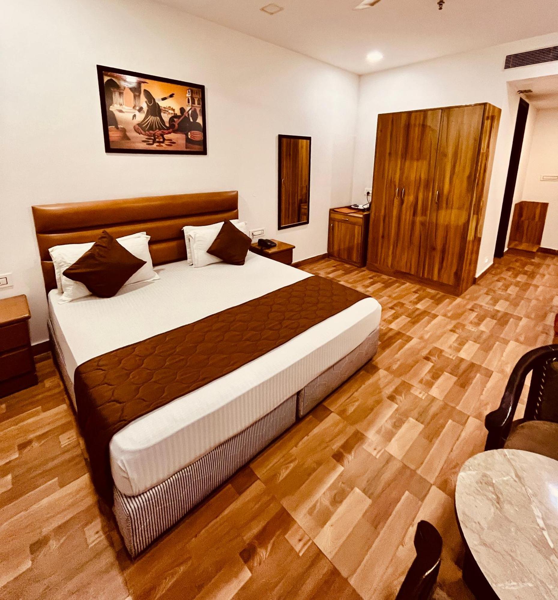Amora Rooms Dwarka New Delhi Ngoại thất bức ảnh