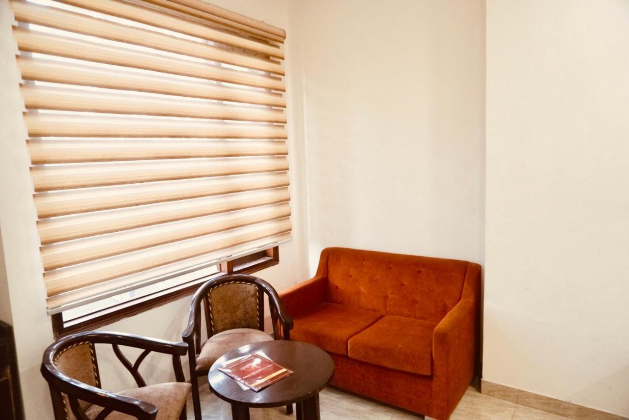 Amora Rooms Dwarka New Delhi Ngoại thất bức ảnh